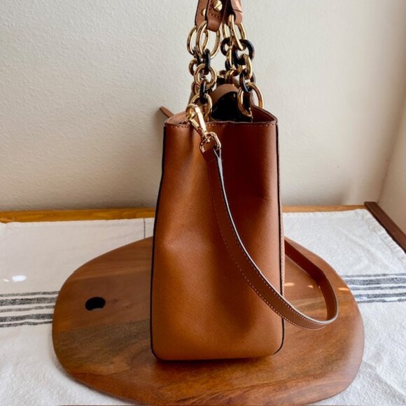 đź’–FLASH SALE Michael Kors Cynthia Medium Satchel Acorn Tan Brown Leather EUC - Picture 4 of 11